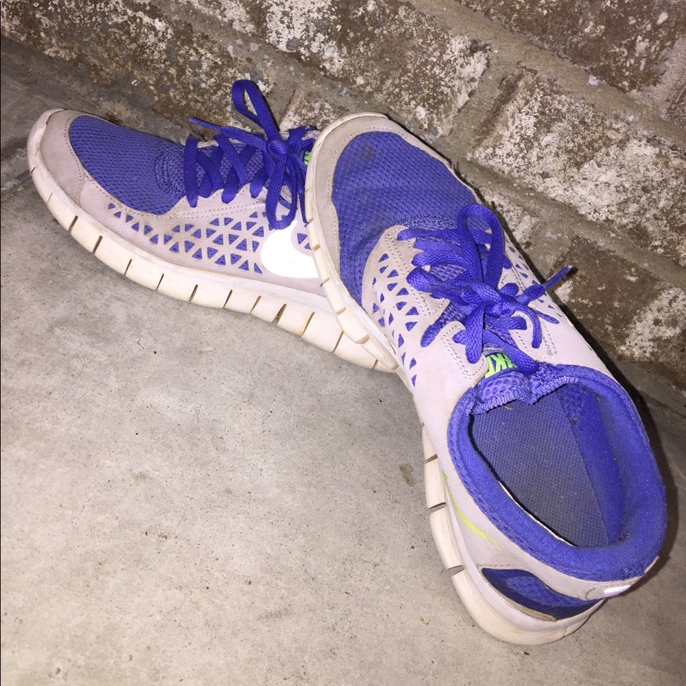 Nike Free Runs